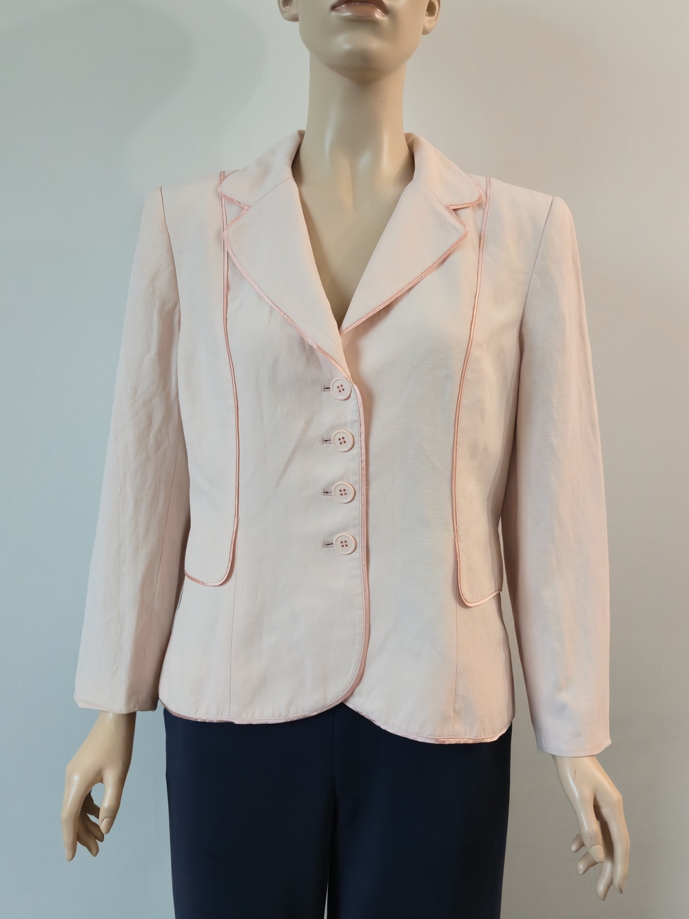 SILK/LINEN Sandra Angelizzi Tailored Light Pink Blazer with Contrast Piping
